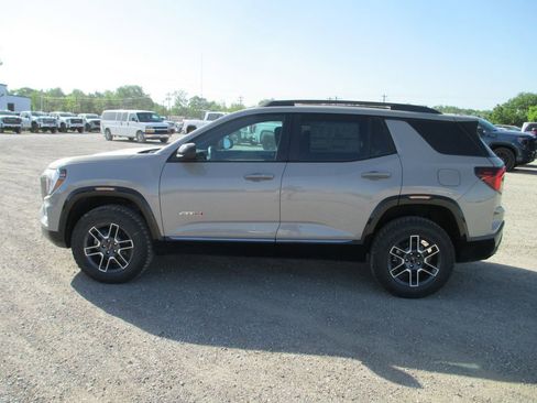 New 2026 GMC Terrain AT4 AWD/4WD image 6