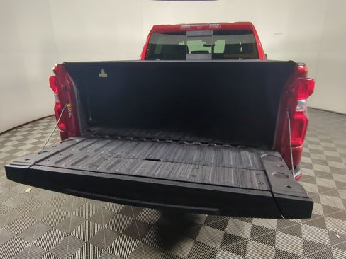 Used 2024 Chevrolet Silverado 1500 High Country image 8