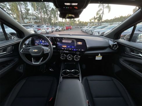 New 2026 Chevrolet Blazer EV LT image 19