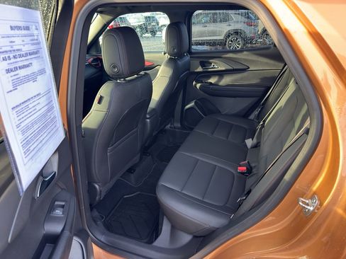 Used 2024 Chevrolet TrailBlazer RS w/ Driver Confidence Package image 19