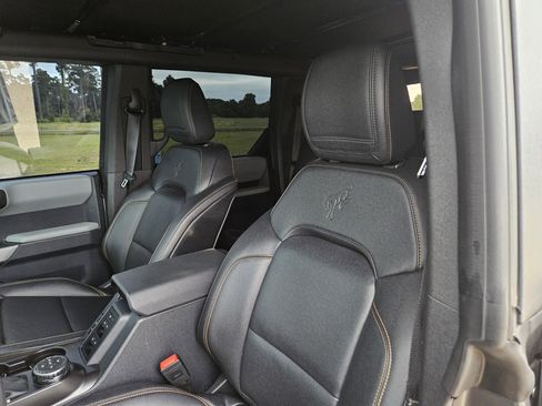 Used 2023 Ford Bronco Badlands AWD/4WD image 10