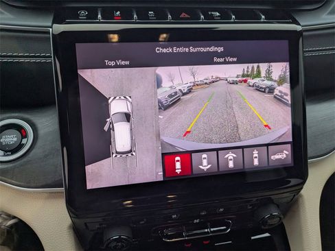 Used 2023 Jeep Grand Cherokee L Limited w/ Luxury Tech Group II image 24