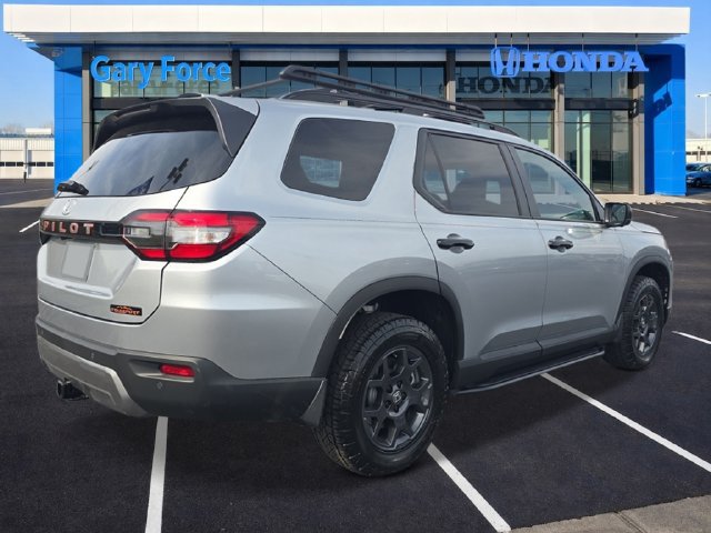 New 2026 Honda Pilot TrailSport image 5