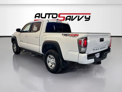 Used 2021 Toyota Tacoma TRD Sport w/ Technology Package AWD/4WD image 5