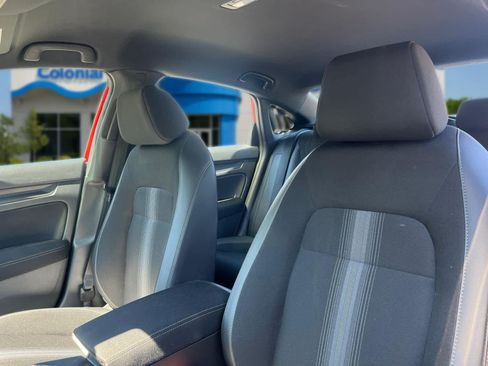 Used 2024 Honda Civic Sport image 14