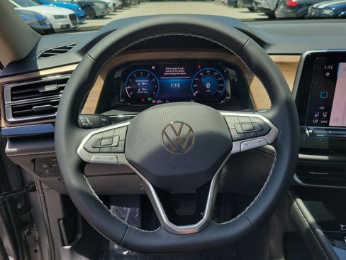 New 2026 Volkswagen Atlas SE FWD image 30
