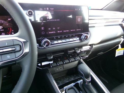 New 2025 GMC Canyon Elevation w/ Convenience Package image 6