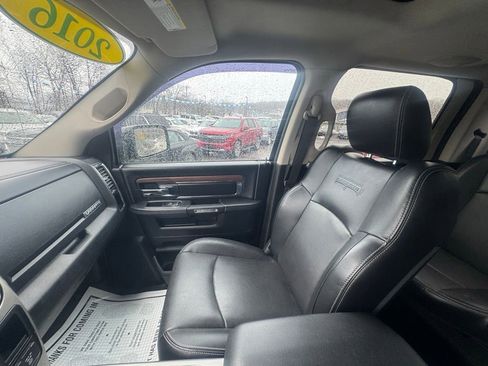 Used 2016 RAM 2500 Laramie w/ Convenience Group AWD/4WD image 43