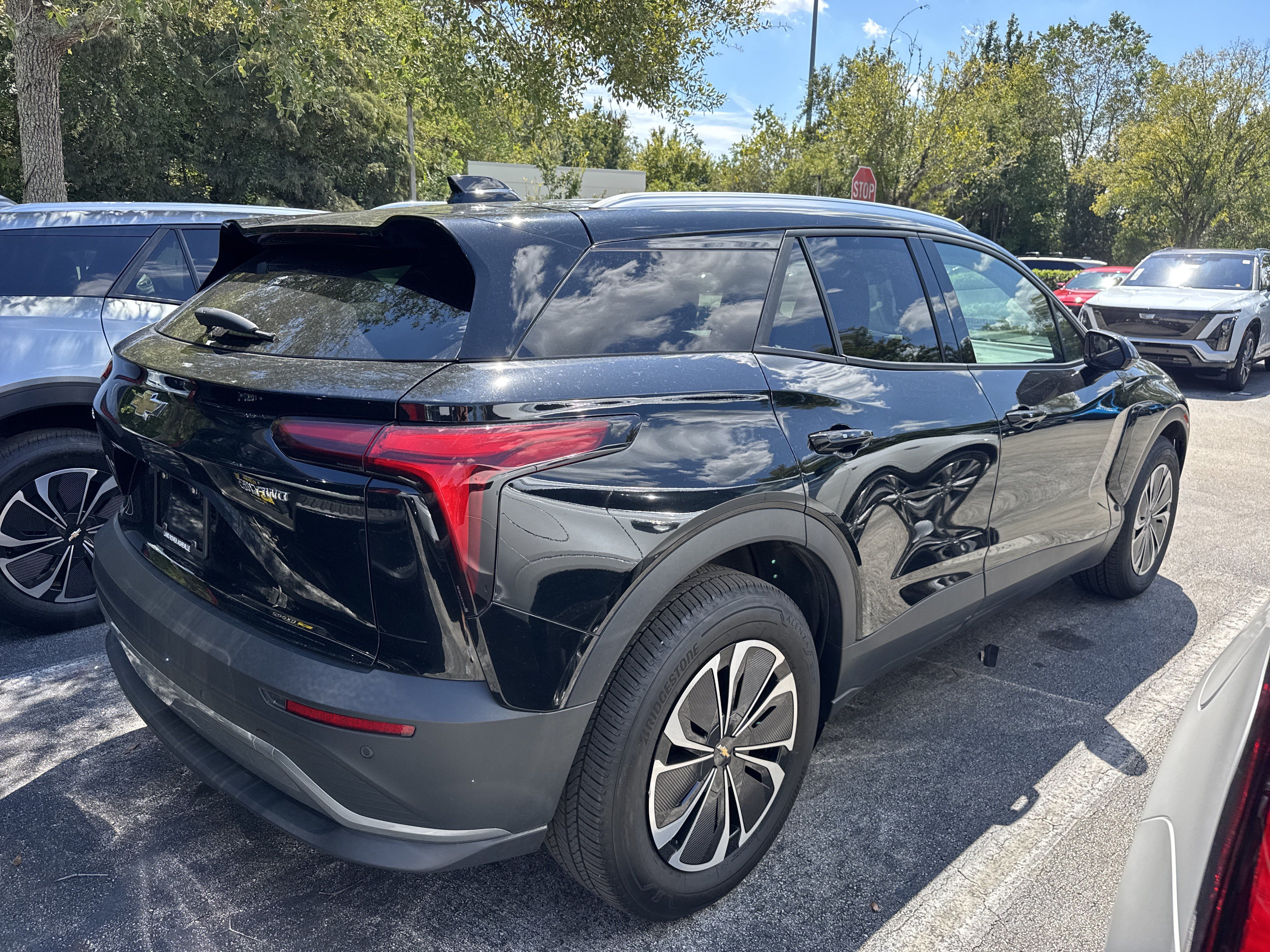 Used 2024 Chevrolet Blazer EV LT AWD/4WD image 3