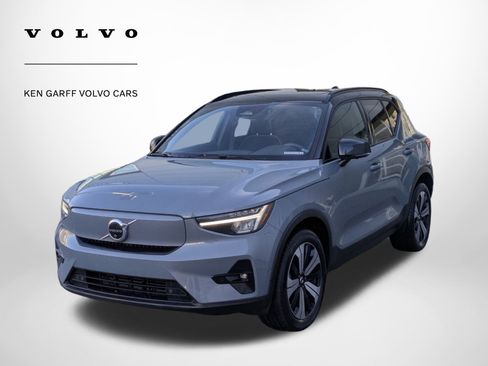 Certified 2023 Volvo XC40 Recharge Plus image 8
