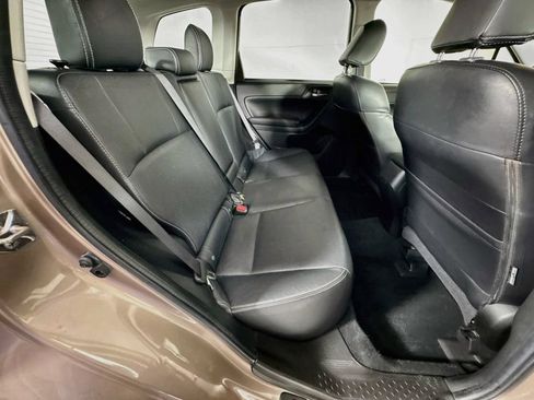 Used 2014 Subaru Forester 2.5i Limited AWD/4WD image 33