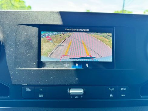 Used 2022 Mercedes-Benz Sprinter 2500 image 28