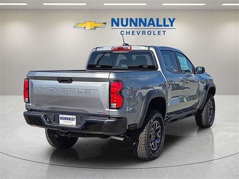 New 2026 Chevrolet Colorado ZR2 w/ Off-Road Front Bumper Package image 5