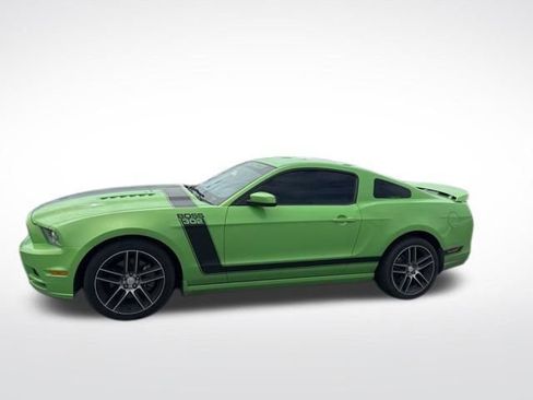 Used 2013 Ford Mustang GT Premium w/ Security Pkg image 2