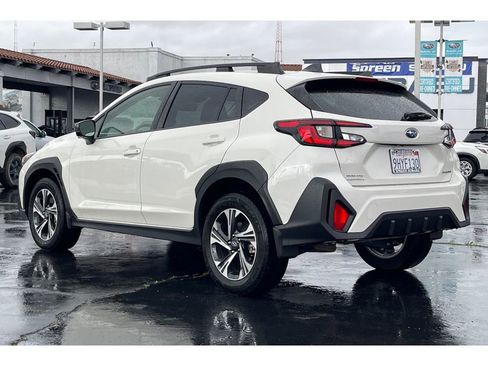 Certified 2024 Subaru Crosstrek 2.0i Premium w/ Crosstrek Mirror Package image 3