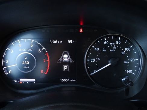 Used 2022 Nissan Kicks SR image 24