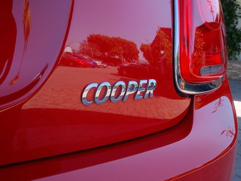 Used 2016 MINI Cooper 2-Door Hardtop FWD image 42