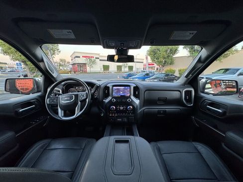 Used 2019 GMC Sierra 1500 SLT w/ SLT Premium Plus Package AWD/4WD image 39