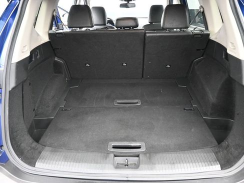 Used 2021 Nissan Rogue Platinum image 14