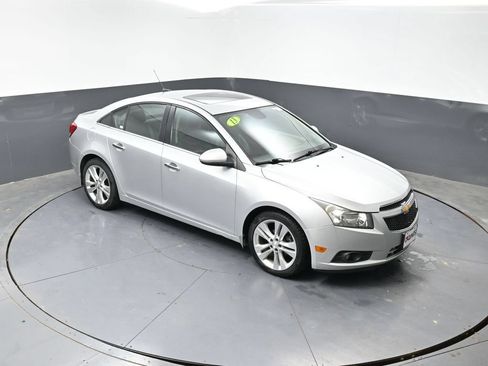 Used 2013 Chevrolet Cruze LTZ FWD image 43