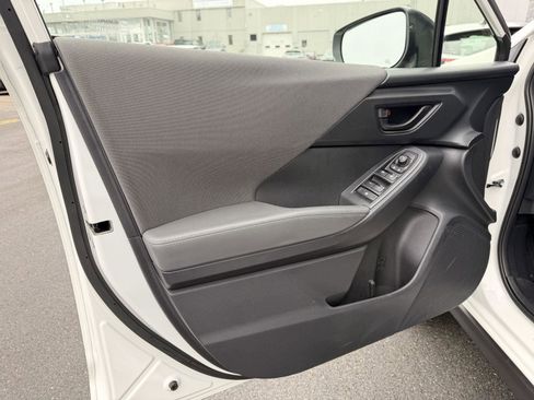 Certified 2025 Subaru Crosstrek 2.0i Premium image 15