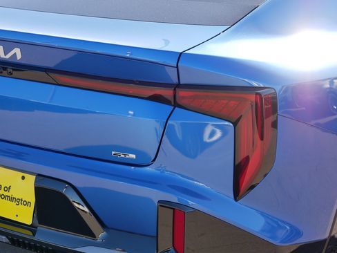 Certified 2025 Kia K4 GT-Line image 16