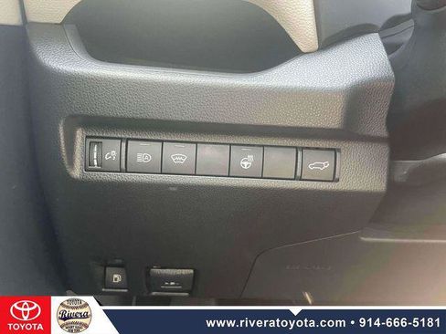 Certified 2023 Toyota RAV4 XLE w/ Convenience Package AWD/4WD image 21