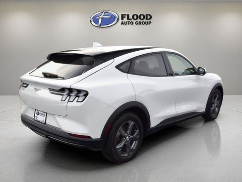 Certified 2022 Ford Mustang Mach-E Select image 4