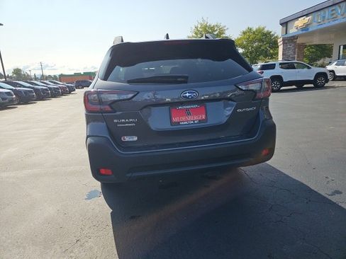 Used 2025 Subaru Outback Premium image 53