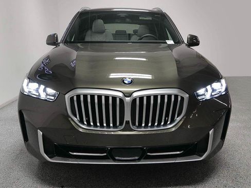 Used 2026 BMW X5 sDrive40i RWD image 2