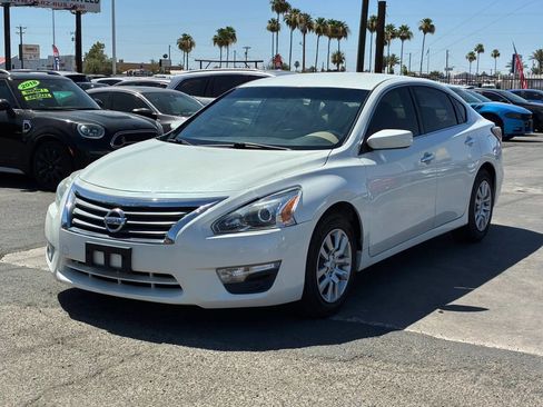 Used 2014 Nissan Altima 2.5 S FWD image 1