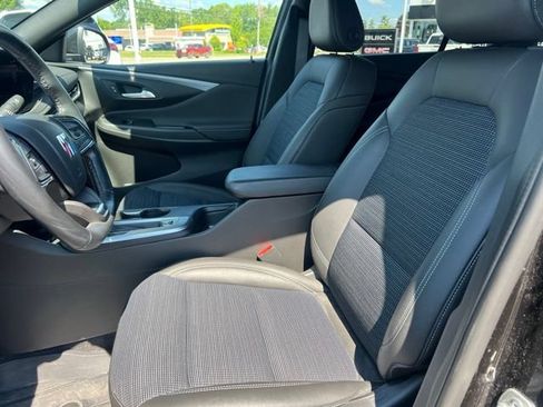 Used 2024 Buick Envista Preferred w/ Convenience I Package FWD image 22