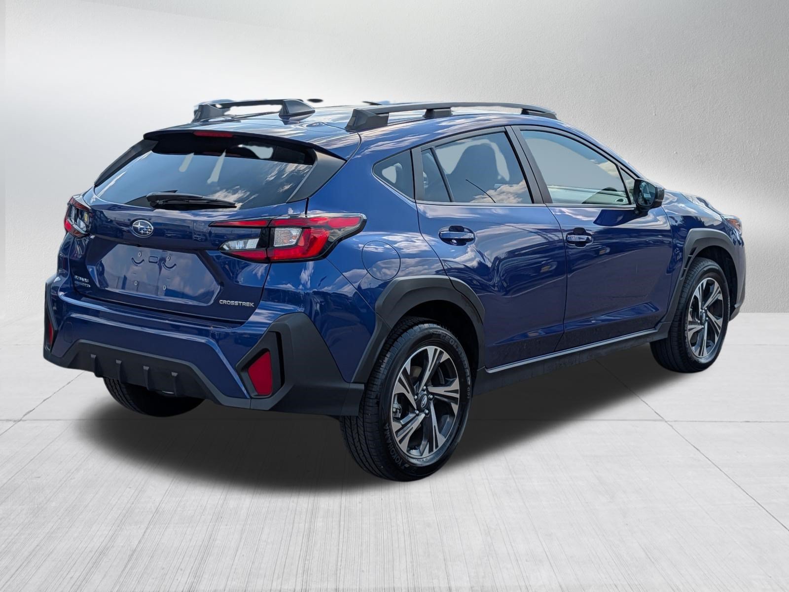 Certified 2025 Subaru Crosstrek 2.5i Premium AWD/4WD image 7
