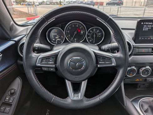 Used 2019 MAZDA MX-5 Miata Grand Touring RWD image 15