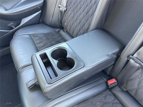 Used 2023 Nissan Maxima SR w/ Sport Mat Group FWD image 21