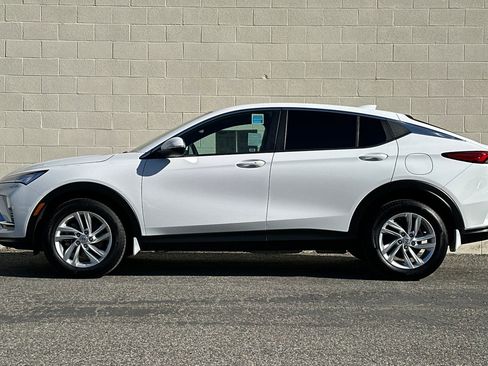 Certified 2024 Buick Envista Preferred w/ Convenience I Package image 7