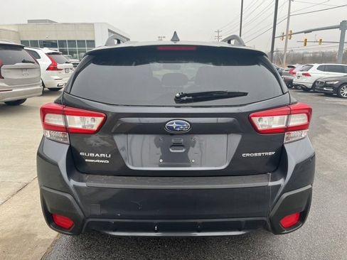 Used 2019 Subaru Crosstrek 2.0i Premium image 4