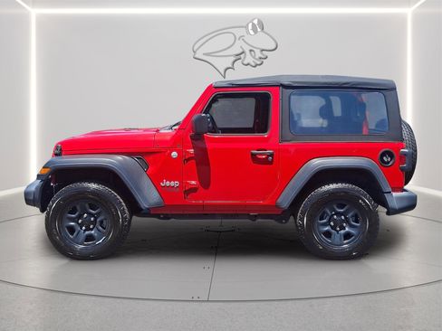 Used 2020 Jeep Wrangler Sport AWD/4WD image 2