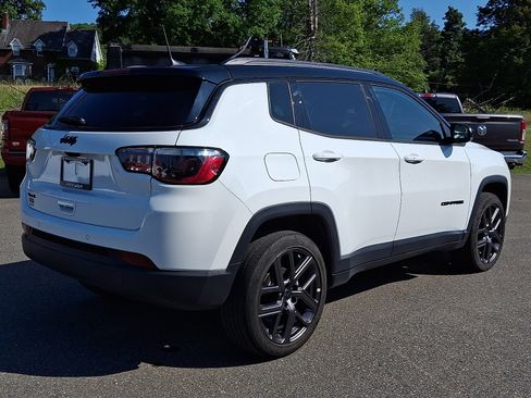 Used 2026 Jeep Compass Limited AWD/4WD image 6