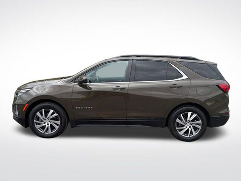 Used 2023 Chevrolet Equinox LT FWD image 2