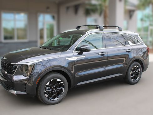 New 2026 Kia Sorento S image 4