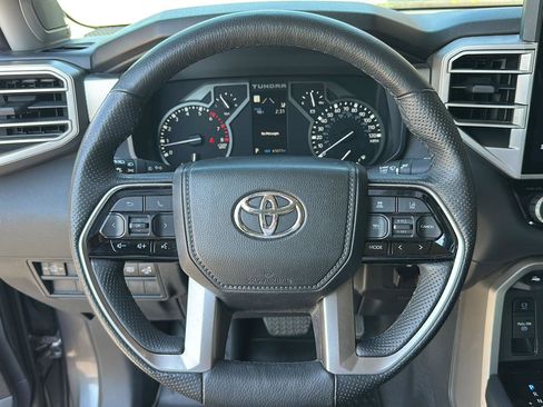 Used 2022 Toyota Tundra Limited AWD/4WD image 13