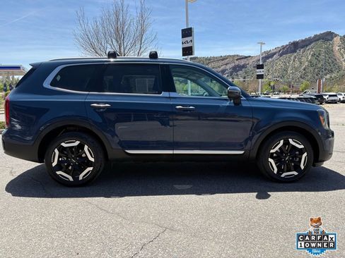 Used 2025 Kia Telluride S image 9