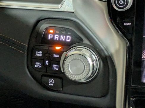 Used 2025 RAM 1500 Tungsten AWD/4WD image 19