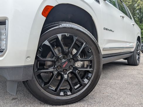 Used 2023 GMC Yukon XL Denali w/ Denali Reserve Package AWD/4WD image 37