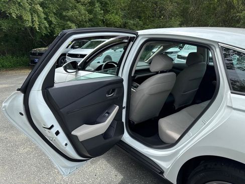 Used 2024 Honda Accord EX image 28