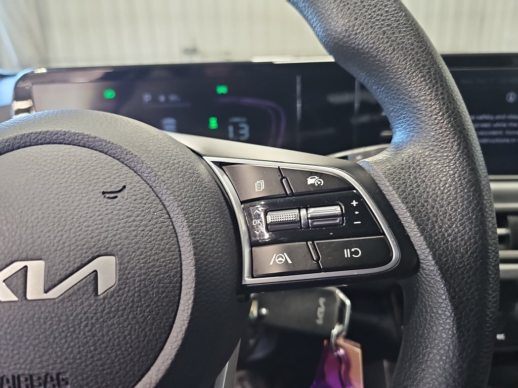 Certified 2024 Kia Seltos LX AWD/4WD image 17
