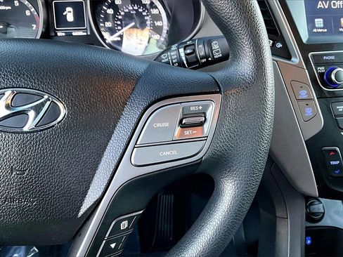 Used 2018 Hyundai Santa Fe Sport w/ 2.4L Value Package 02 image 19