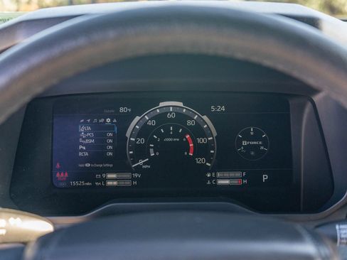 Certified 2025 Toyota Tundra Limited AWD/4WD image 24