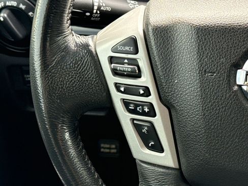 Certified 2021 Nissan Titan SV w/ SV Convenience Package image 15